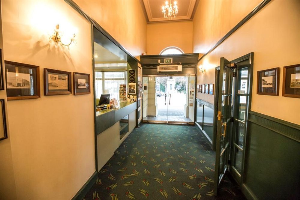 Brydone Hotel Oamaru Bagian luar foto