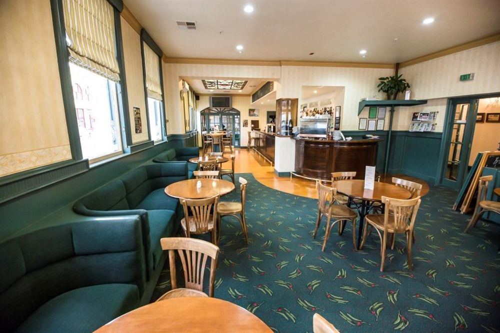 Brydone Hotel Oamaru Bagian luar foto