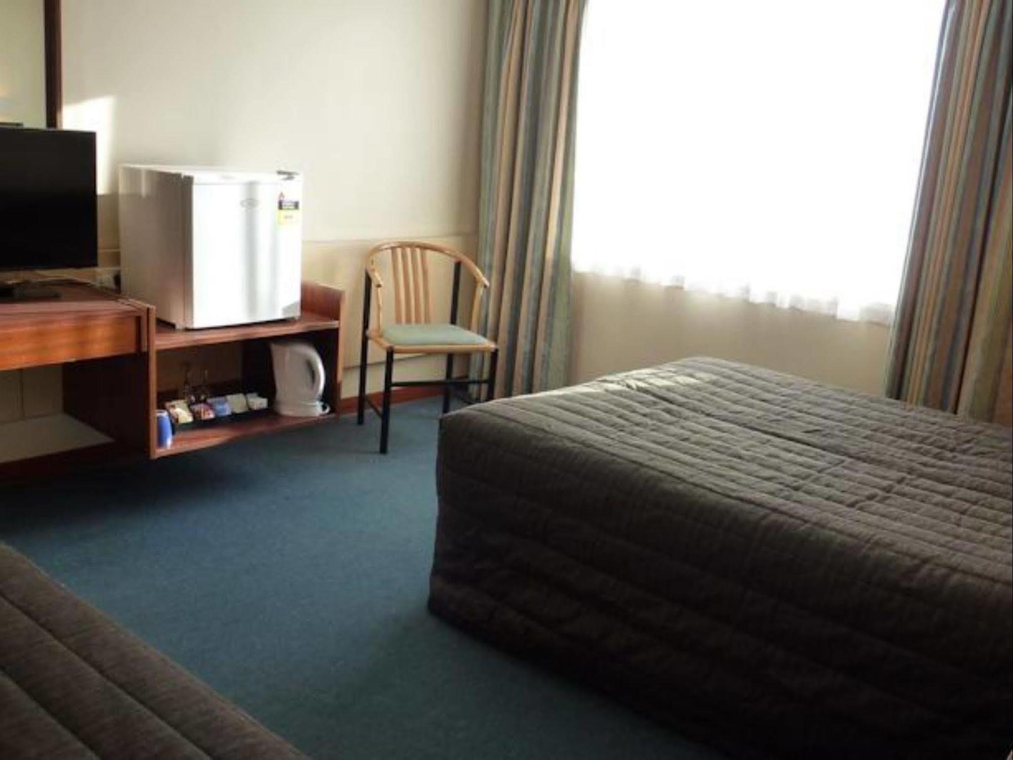 Brydone Hotel Oamaru Bagian luar foto