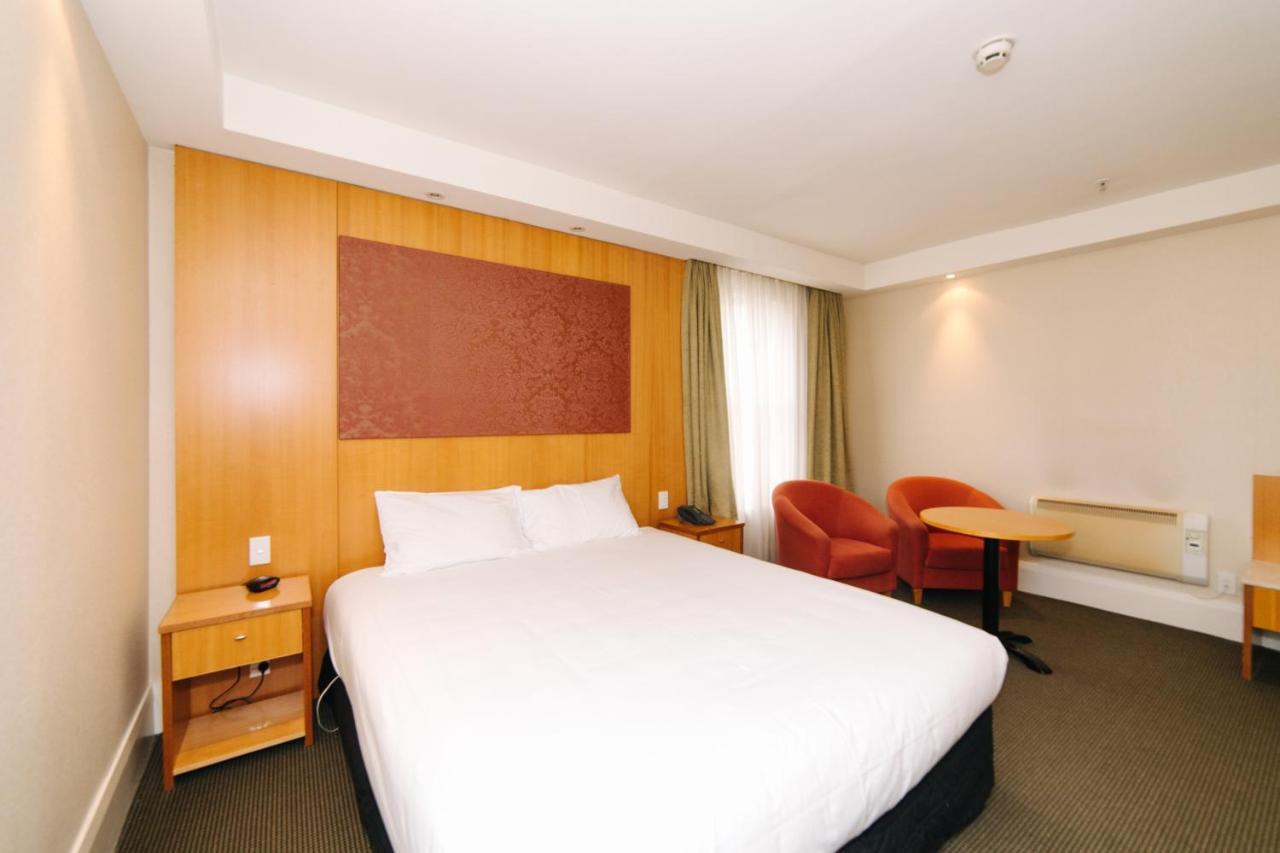 Brydone Hotel Oamaru Bagian luar foto